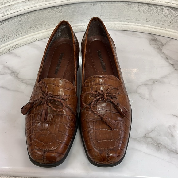 Leather loafers by Naturalizer - Picture 4 of 7